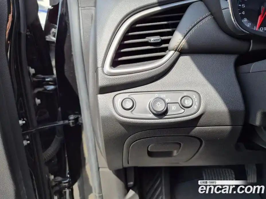 Chevrolet Trax 2018 1.4 гидро в Москве № 2128606, фото 14