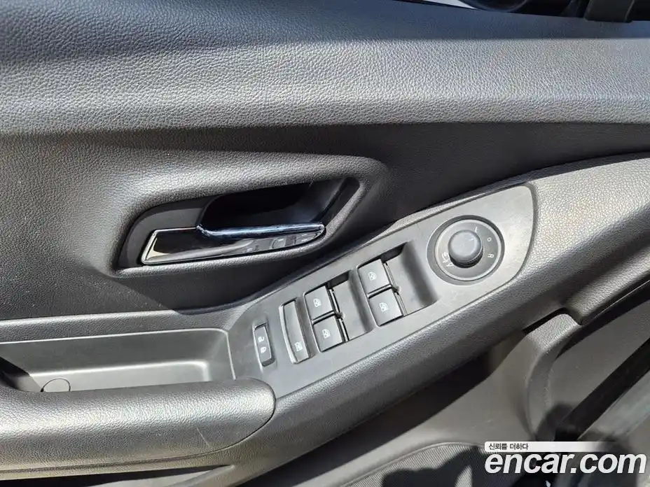 Chevrolet Trax 2018 1.4 гидро в Москве № 2128606, фото 15