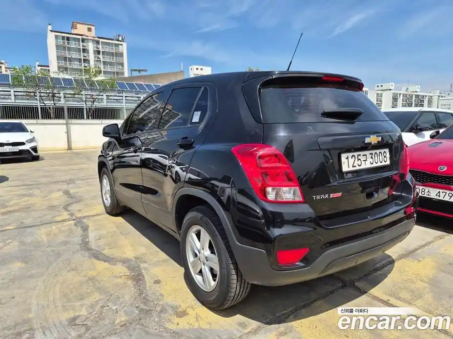 Chevrolet Trax 2018 1.4 гидро в Москве № 2128606, фото 3
