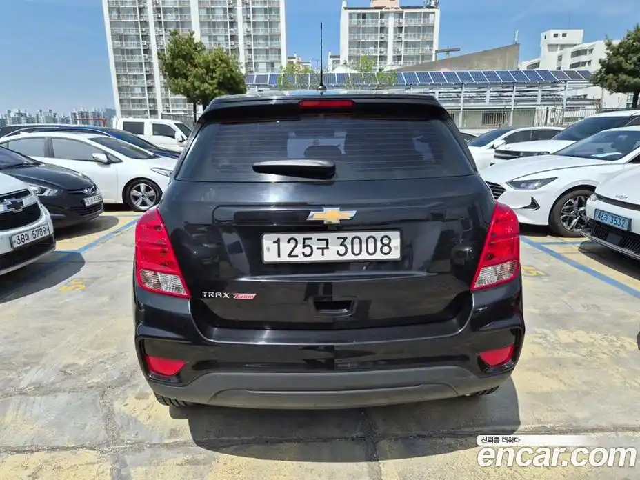 Chevrolet Trax 2018 1.4 гидро в Москве № 2128606, фото 4
