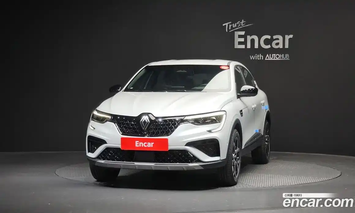 Renault Arkana 2025 1.6 гидро в Москве, фото 3