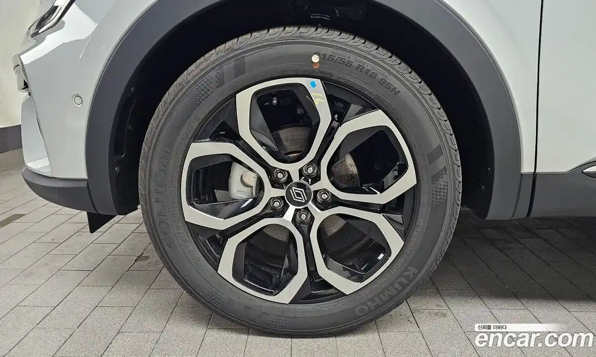 Renault Arkana 2025 1.6 гидро в Москве, фото 5