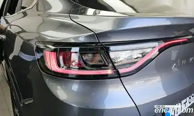Renault Arkana 2025 1.6 гидро в Москве № 2128775, миниатюра 9