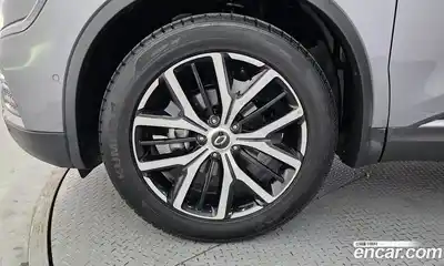 Renault QM6 2022 2.0 гидро в Москве № 2128818, миниатюра 5