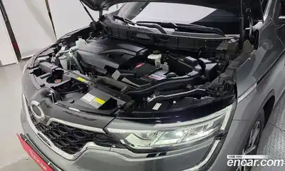 Renault QM6 2022 2.0 гидро в Москве № 2128818, миниатюра 6