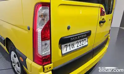 Renault Master 2020 2.3 механика в Москве, миниатюра 9