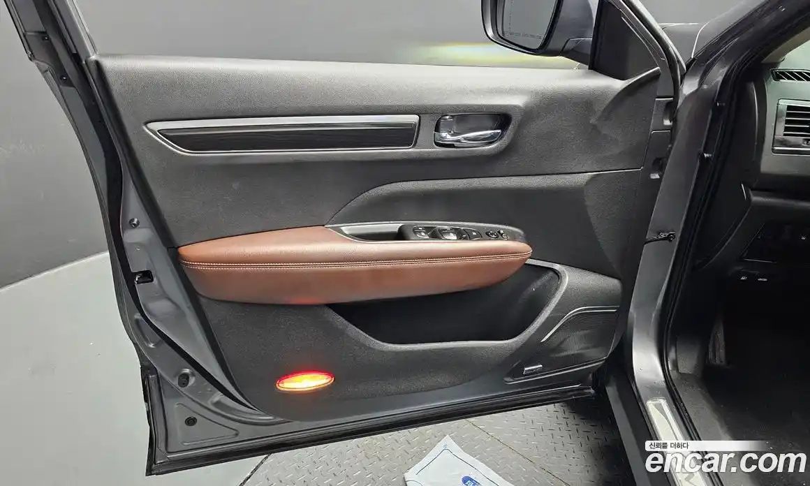 Renault QM6 2018 2.0 гидро в Москве № 2129268, фото 14