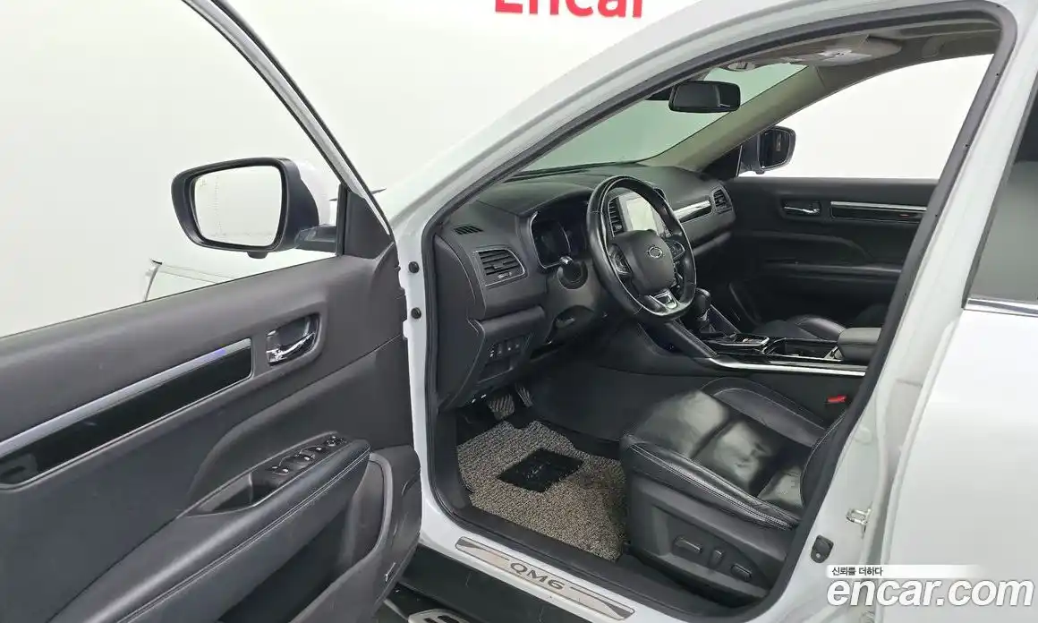 Renault QM6 2018 2.0 гидро в Москве № 2129302, фото 10