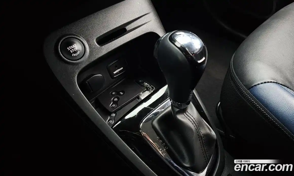 Renault QM3 2016 1.5 гидро в Москве № 2129429, фото 12