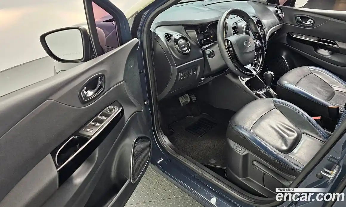 Renault QM3 2016 1.5 гидро в Москве № 2129429, фото 13