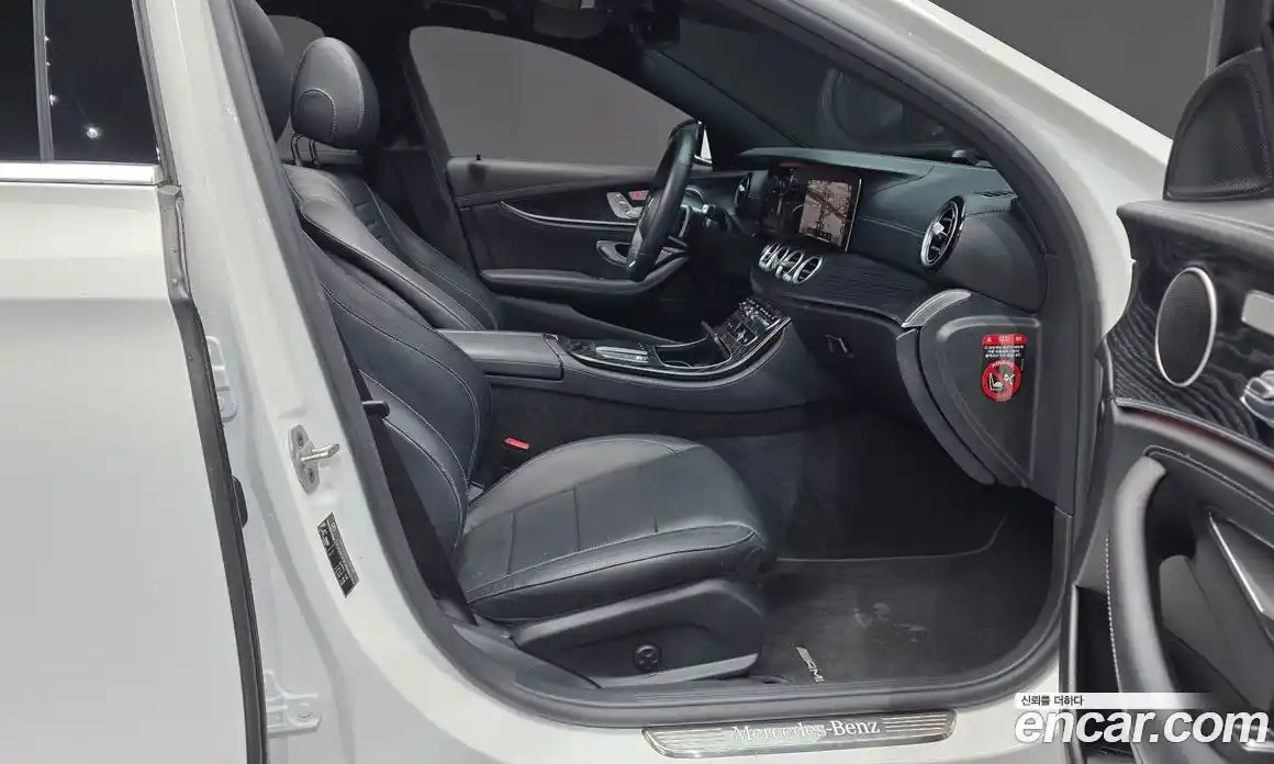 Mercedes-Benz E-Class 2021 1.9 гидро в Москве, фото 16