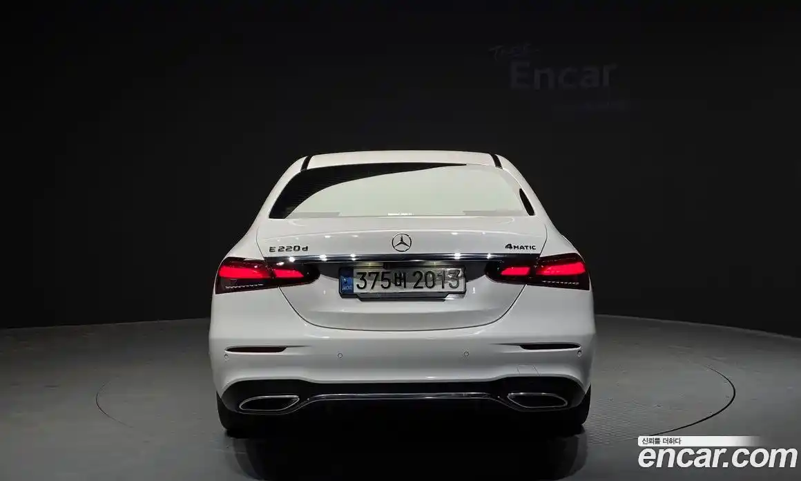 Mercedes-Benz E-Class 2021 1.9 гидро в Москве, фото 4