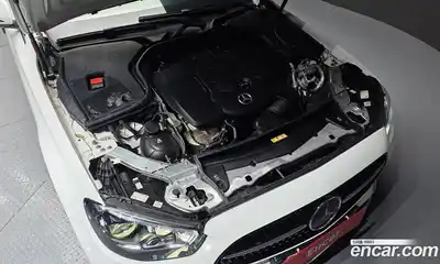 Mercedes-Benz E-Class 2021 1.9 гидро в Москве, миниатюра 6