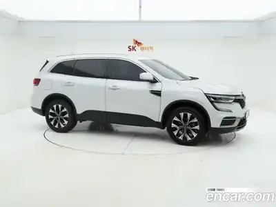 Renault QM6 2022 2.0 гидро в Москве № 2129596, миниатюра 3