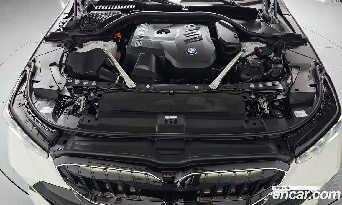 BMW 5-Series 2025 2.0 гидро в Москве, фото 5