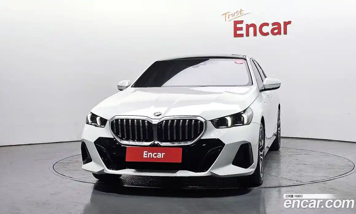 BMW 5-Series 2025 2.0 гидро в Москве № 2129825, фото 3