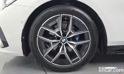 BMW 5-Series 2025 2.0 гидро в Москве № 2129825, миниатюра 5