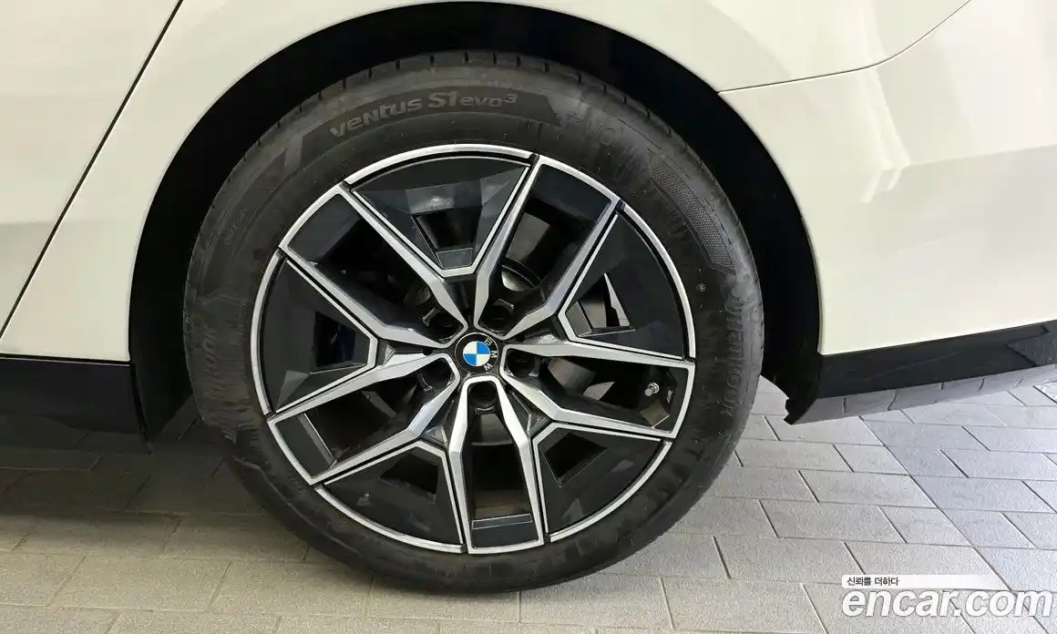 BMW 5-Series 2023 2.0 гидро в Москве, фото 7