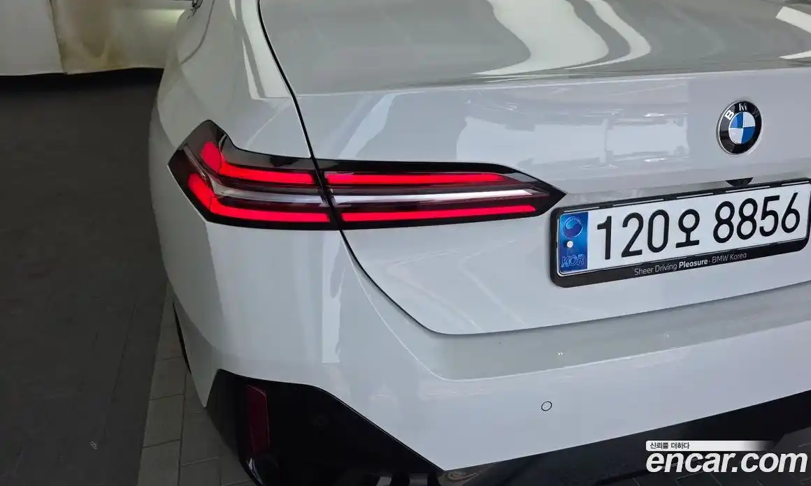 BMW 5-Series 2023 2.0 гидро в Москве, фото 9
