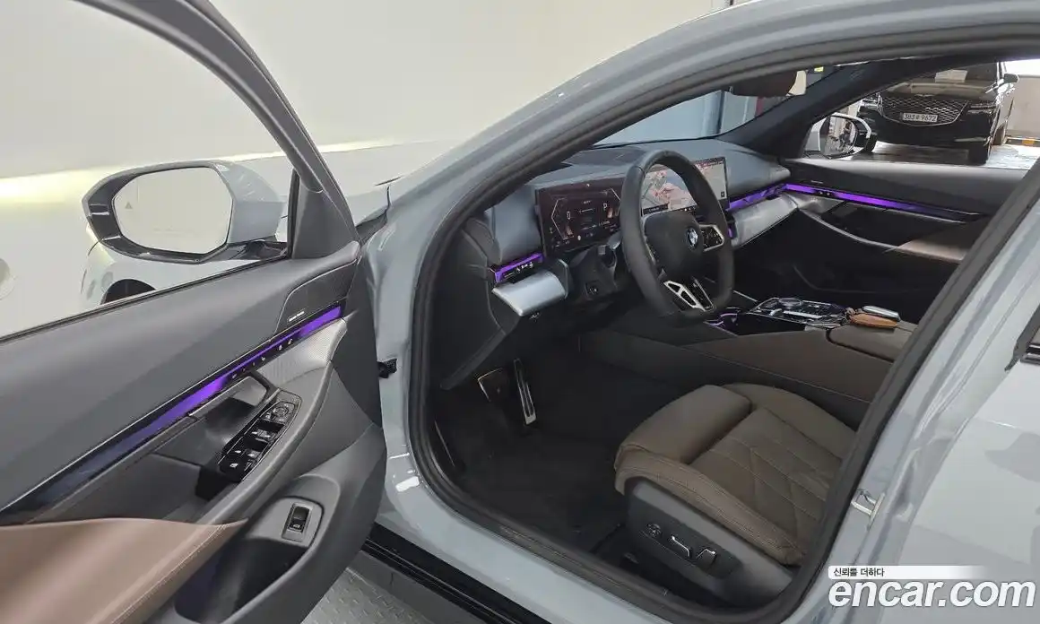 BMW 5-Series 2025 2.0 гидро в Москве, фото 13