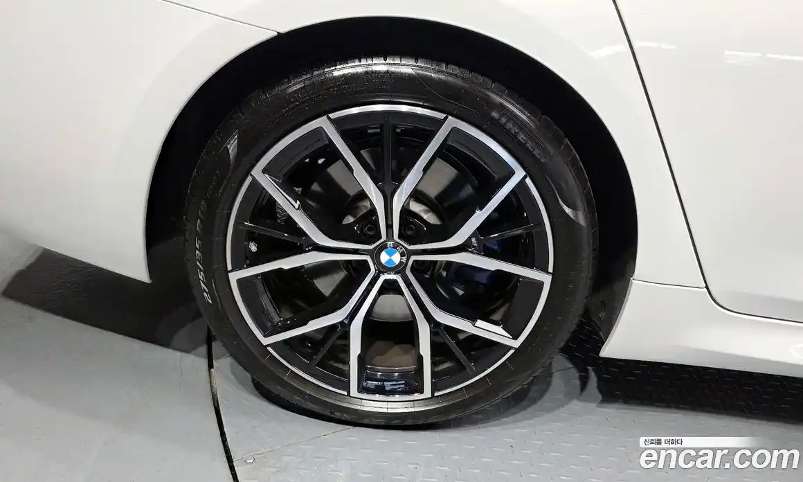 BMW 5-Series 2023 2.0 гидро в Москве, фото 5