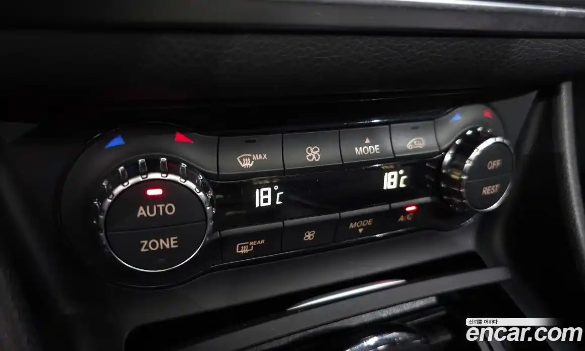 Mercedes-Benz GLA-Class 2016 2.1 гидро в Москве № 2130229, фото 16