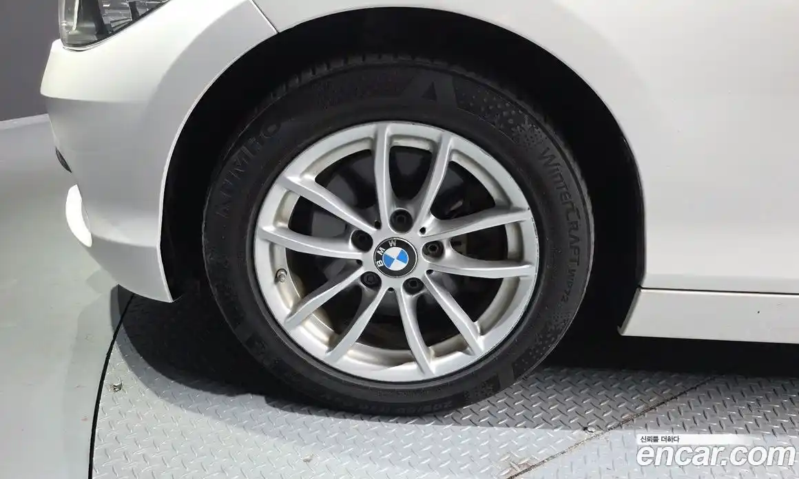 BMW 1-Series 2017 2.0 гидро в Москве, фото 5