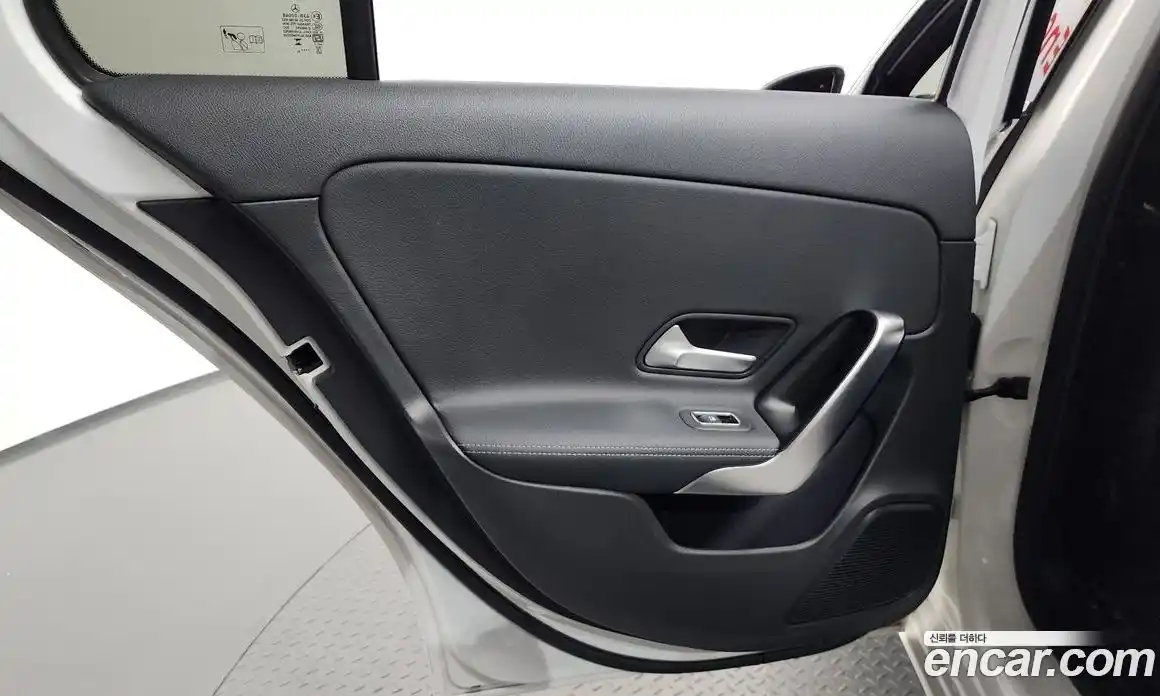 Mercedes-Benz A-Class 2024 2.0 гидро в Москве, фото 15