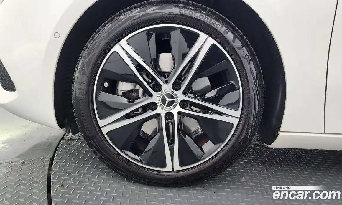 Mercedes-Benz A-Class 2024 2.0 гидро в Москве, фото 5