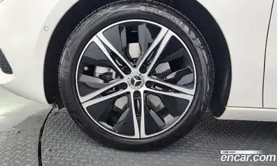 Mercedes-Benz A-Class 2024 2.0 гидро в Москве, миниатюра 5