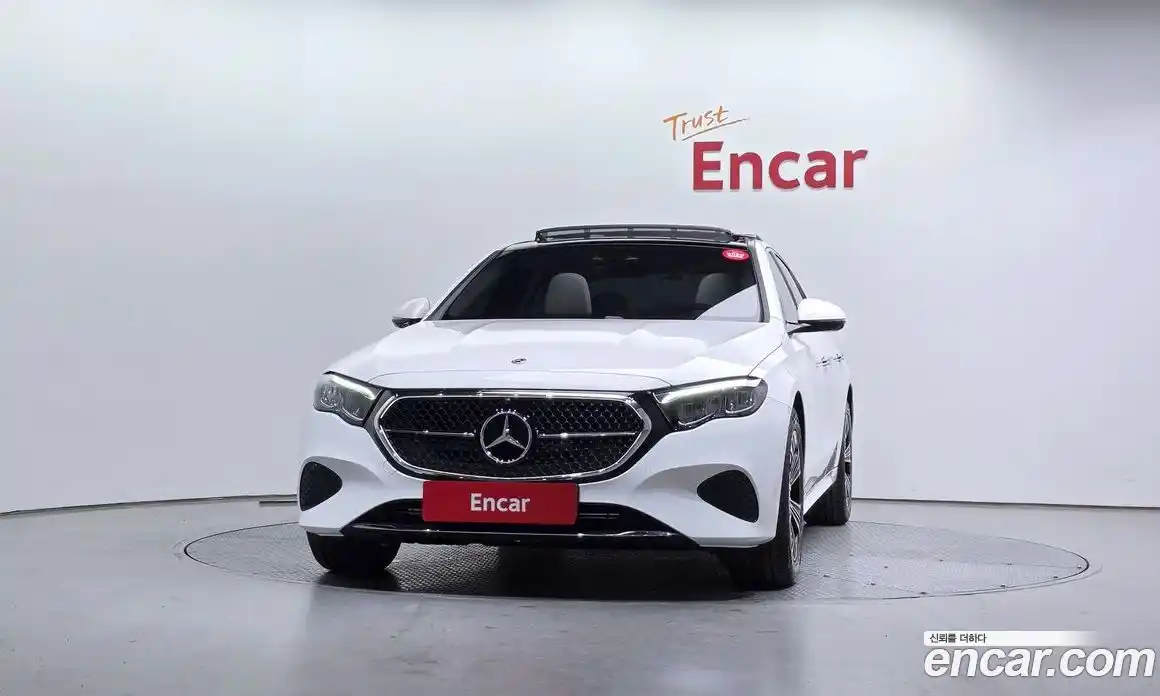Mercedes-Benz E-Class 2025 2.0 гидро в Москве, фото 3