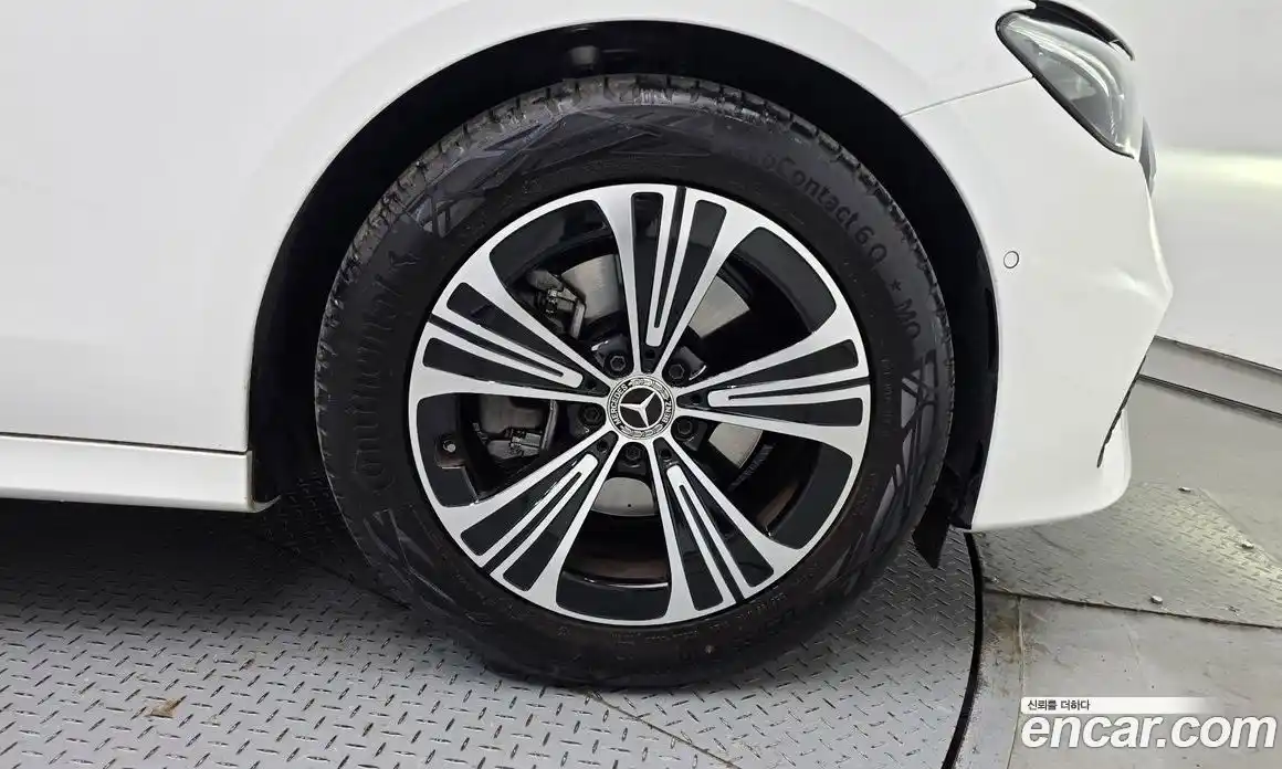 Mercedes-Benz E-Class 2025 2.0 гидро в Москве, фото 7