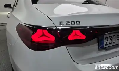 Mercedes-Benz E-Class 2025 2.0 гидро в Москве, миниатюра 9
