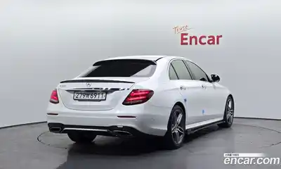 Mercedes-Benz E-Class 2018 2.0 гидро в Москве № 2130849, миниатюра 2