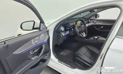 Mercedes-Benz E-Class 2018 2.0 гидро в Москве № 2130849, миниатюра 10