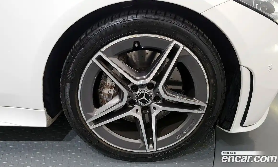 Mercedes-Benz CLS-Class 2019 1.9 гидро в Москве № 2130895, фото 7