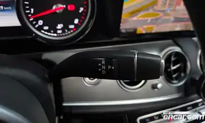 Mercedes-Benz E-Class 2019 2.0 гидро в Москве № 2130960, миниатюра 12