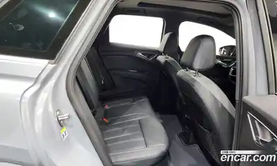 Audi Q4 e-tron 2023 0.2 гидро в Москве № 2130991, миниатюра 11