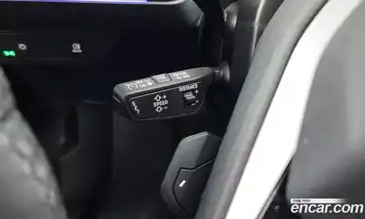 Audi Q4 e-tron 2023 0.2 гидро в Москве № 2130991, миниатюра 12