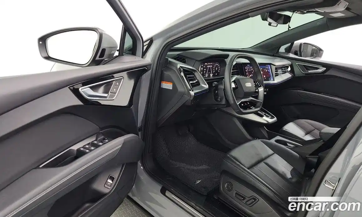 Audi Q4 e-tron 2023 0.2 гидро в Москве № 2130991, фото 10
