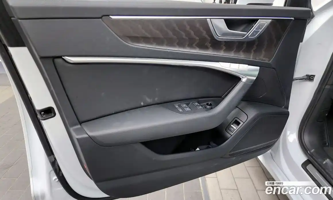 Audi A6 2023 2.0 гидро в Москве, фото 13