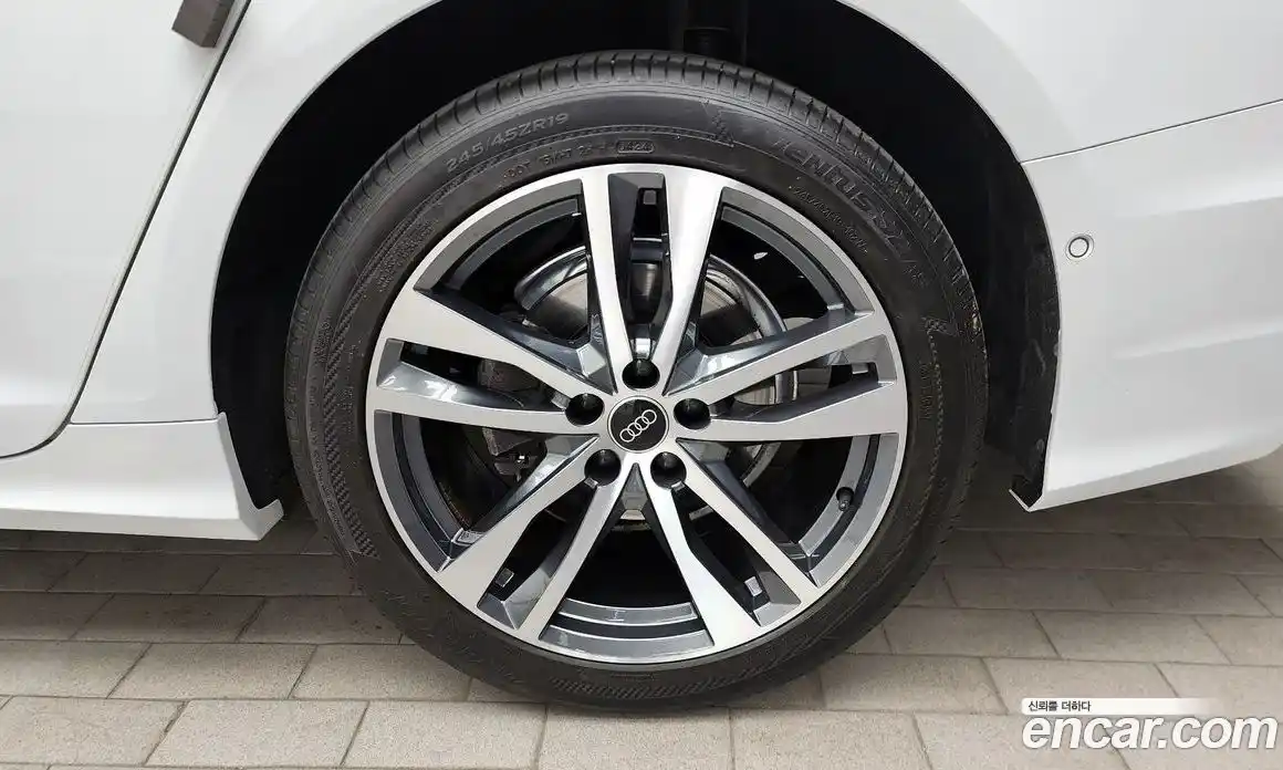 Audi A6 2023 2.0 гидро в Москве, фото 6