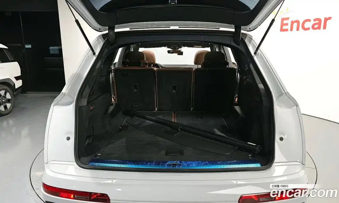 Audi Q7 2021 3.0 гидро в Москве № 2131258, фото 32