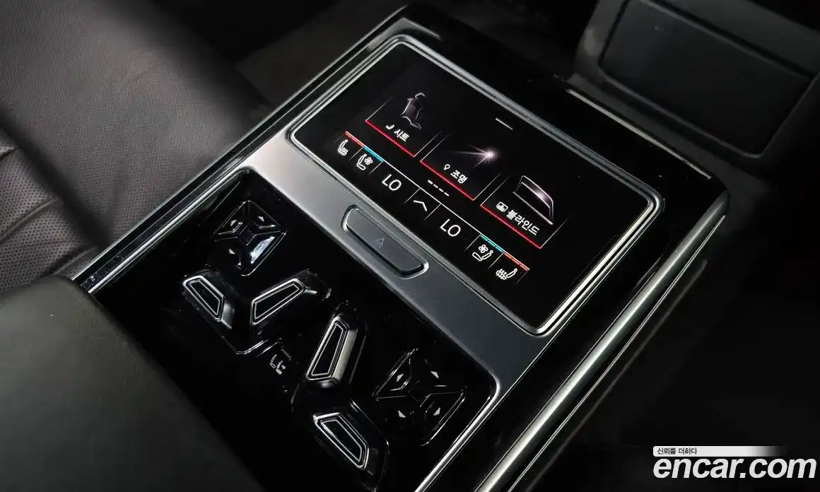 Audi A8 2019 3.0 гидро в Москве, фото 20