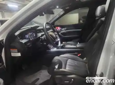 Audi e-tron 2021 0.2 гидро в Москве № 2131418, миниатюра 4