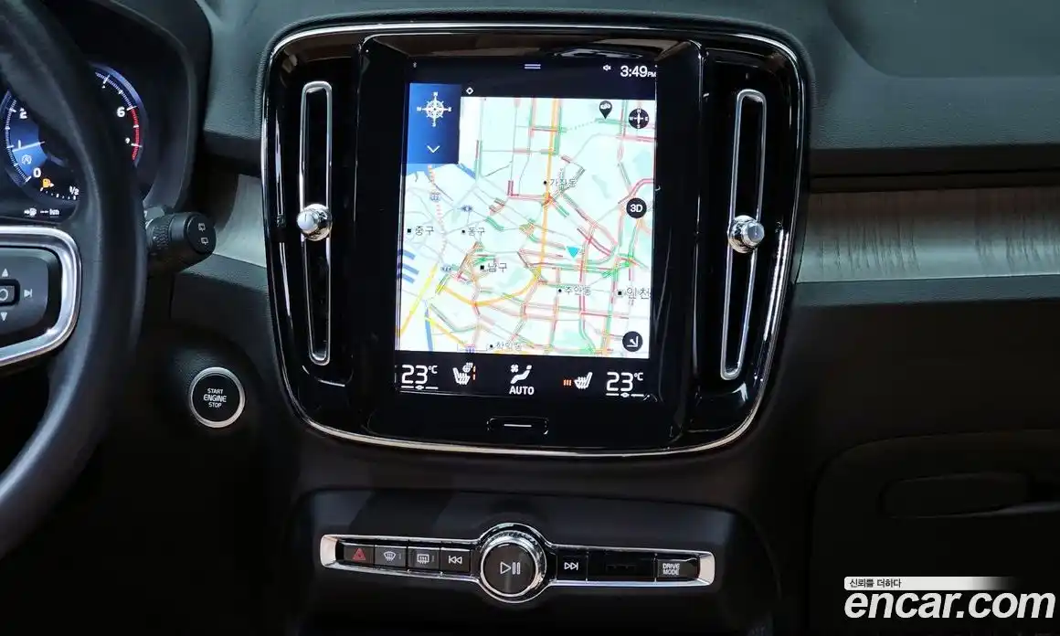 Volvo XC40 2019 2.0 гидро в Москве, фото 19