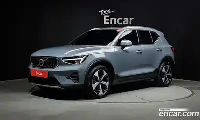 Volvo XC40 B4 Ultimate Bright