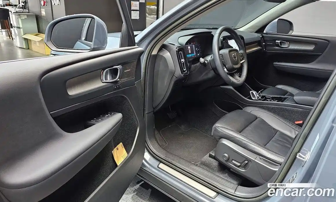 Volvo XC40 2023 2.0 гидро в Москве, фото 13