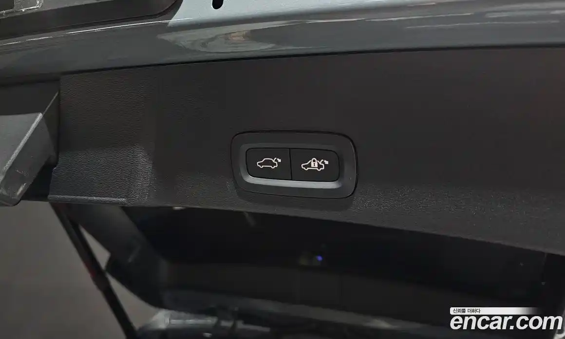 Volvo XC40 2023 2.0 гидро в Москве, фото 26