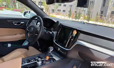 Volvo V60 2019 2.0 гидро в Москве, миниатюра 11